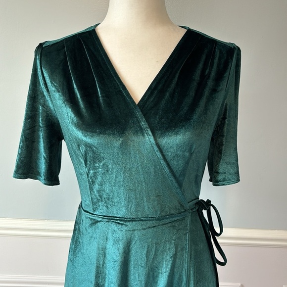 Lulu's Amour Teal Green Velvet High-Low Wrap Dress Size Large - Picture 4 of 11